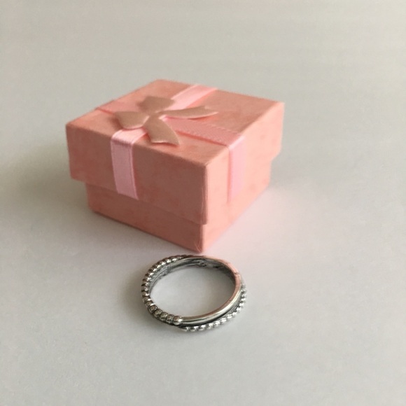 FASHION JEWELRY RING - Picture 5 of 8